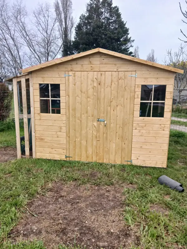 Cabane de jardin en bois neuve